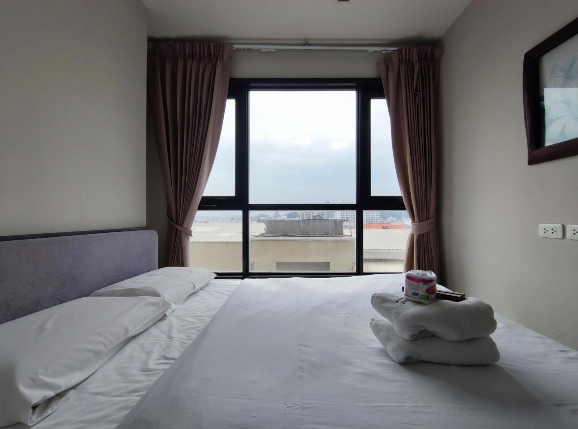 Sea View Rooftop Pool דירה פאטאיה